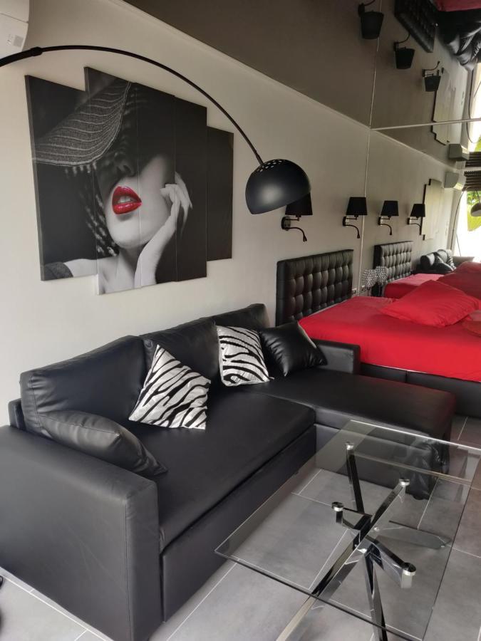 Apartment Naturiste Design *