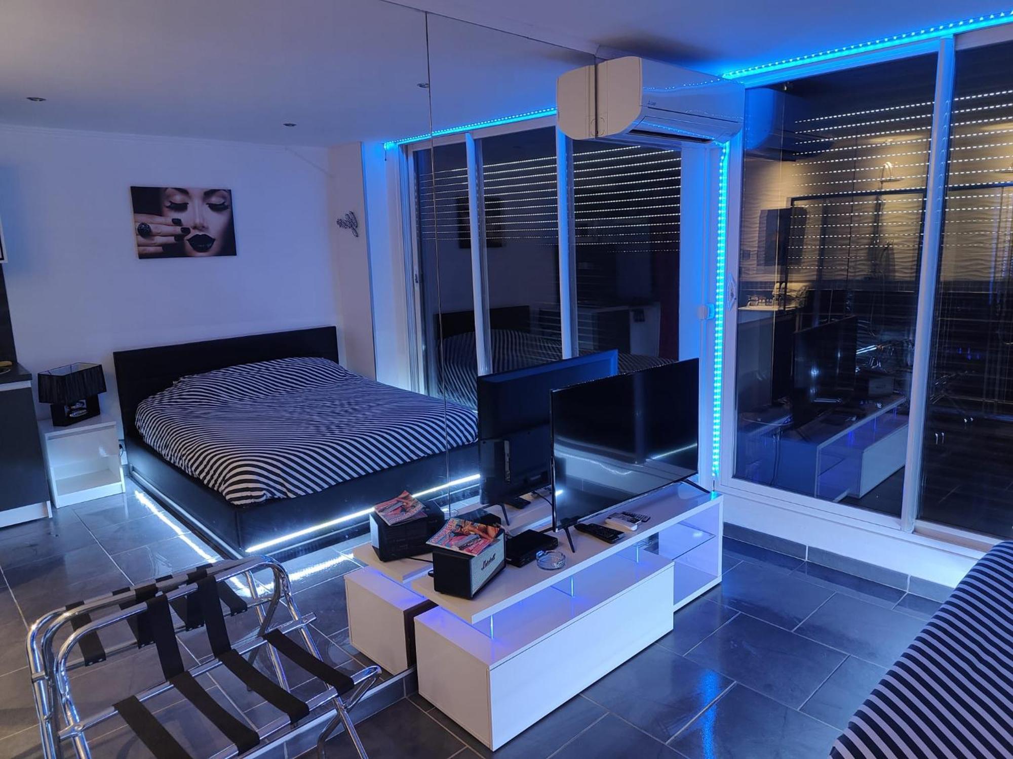 Naturiste Design Agde